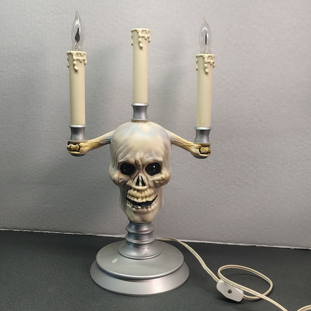 Trendmasters Skull Candelabra Lamp 1994 Vintage Halloween Decor